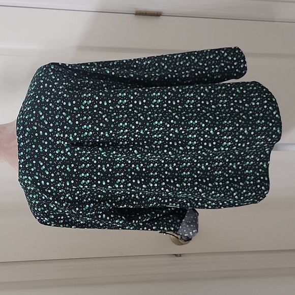Notations, Size L Black with Green Polka Dot Button Down Roll Tab Sleeve Shirt - Picture 5 of 11